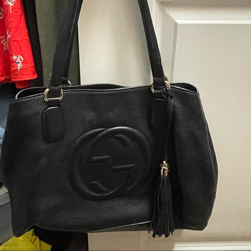 Authentic Gucci Shoulder bag
